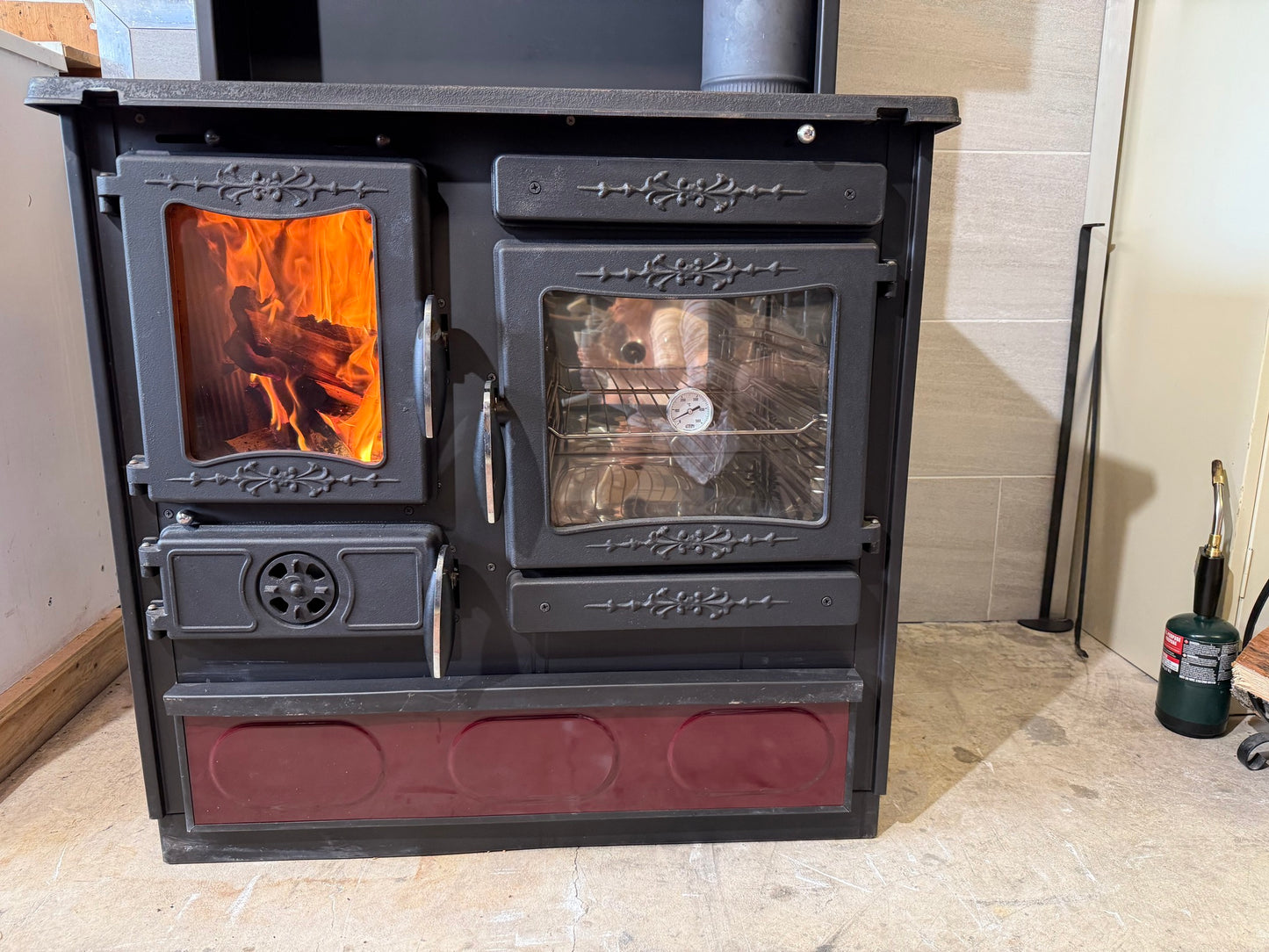Guliver Wood Cook Stove Burgundy