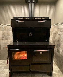 520 Heco Wood & Coal Cook Stove 3-Piece Porcelain Top-In Stock