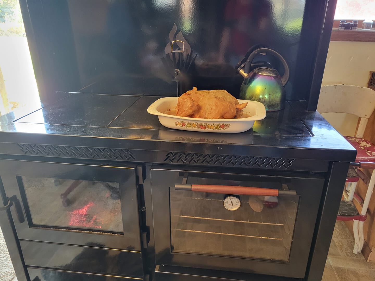 520 Heco Wood & Coal Cook Stove 3-Piece Porcelain Top-In Stock